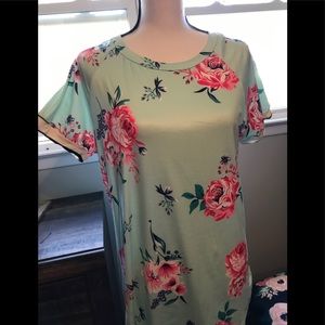 Floral short sleeve